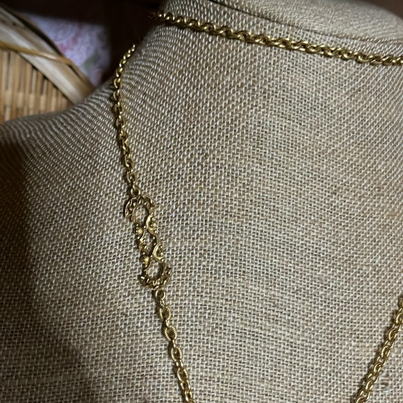 MCM statement brooch with chain long - Picture 3 of 5